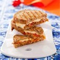 Recept van Tosti tonijn kaas op Receptenenzo